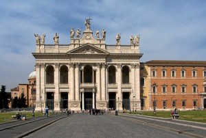 Piazza San Giovanni in Laterano a Roma, la Basilica