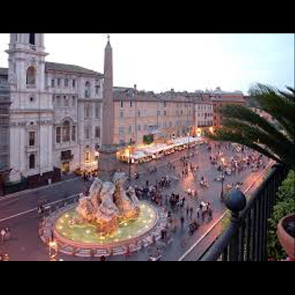 Ad un passo da Piazza Navona molti alloggi roma e la favolosa Trattoria Pino alle Coppelle in Via delle Coppelle 41